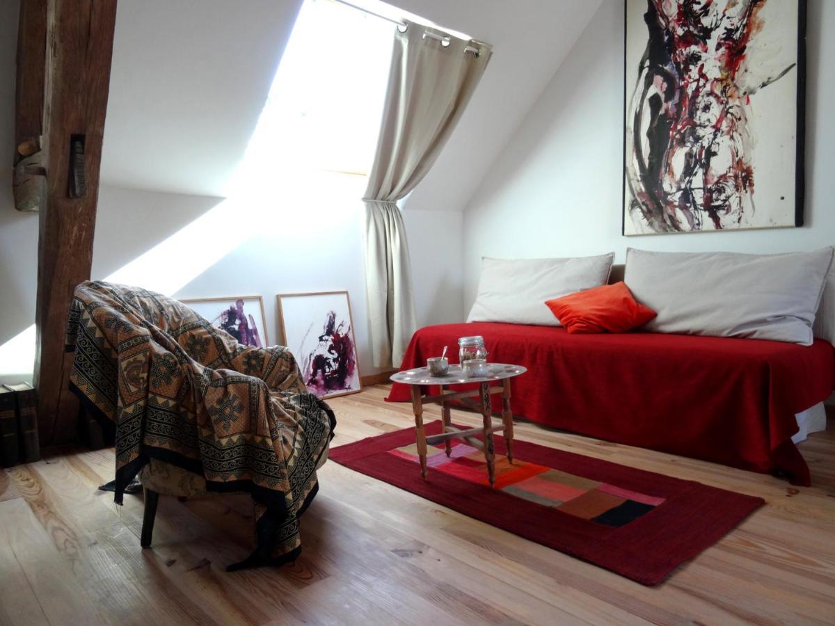 L'Escalier Des Reves Bed and Breakfast Saint-Sauveur-en-Puisaye Eksteriør billede